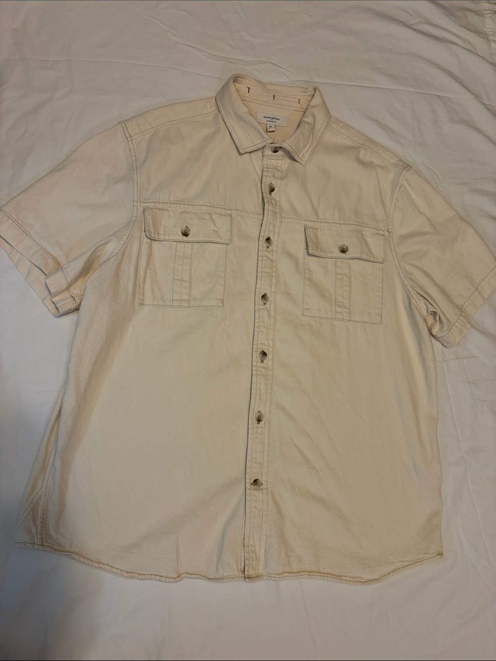 Banana Republic Short-Sleeve Cream Button-Front Shirt